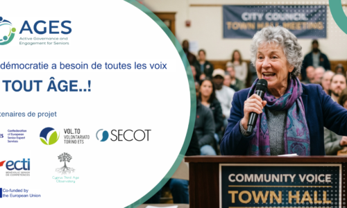 Photo d'une femme senior prenant la parole lors d'un meeting